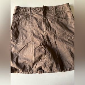 Croft & Barrow tan stretch skort